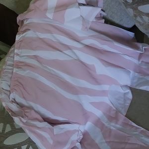 Brand New 💕 Blouse 👚  very beautiful pastel pink blouse falls over shoulders.